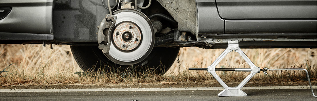 features-roadside global-fleet: Roadside Assistance